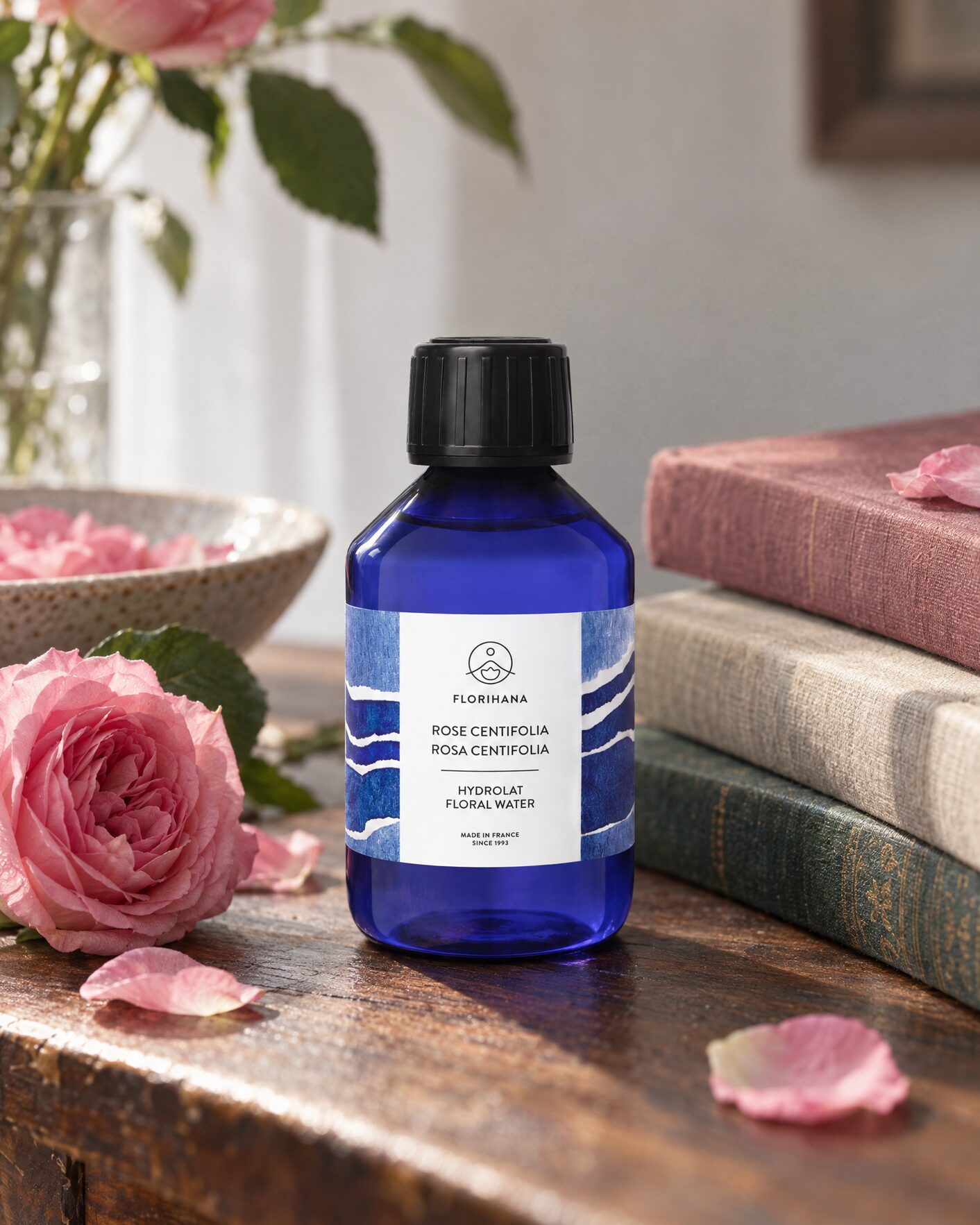 Organiczny hydrolat z róży stulistnej